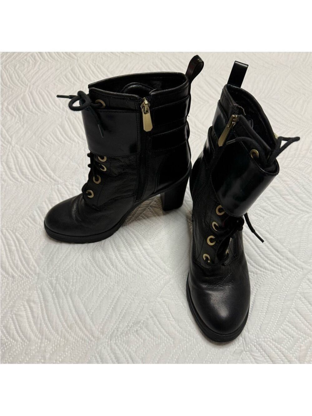GUESS Women’s Black Leather Lace Up Combat Heel Boots. Size 8.5